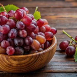 Red globe grapes 1 kg